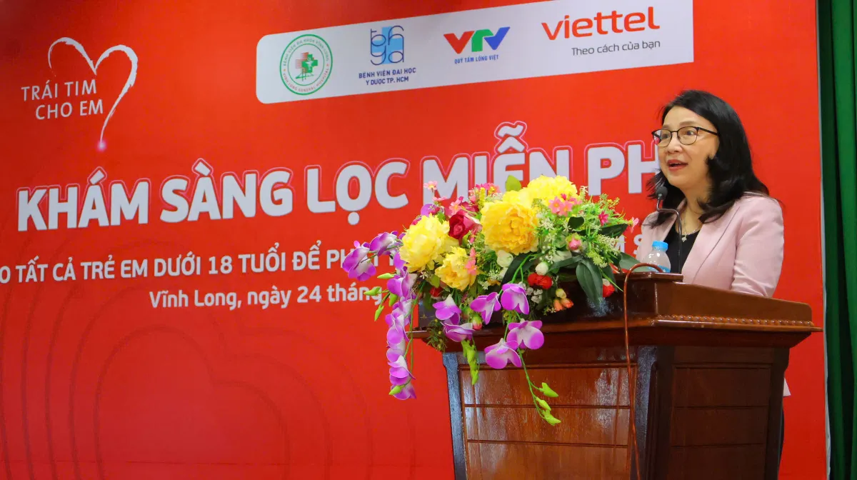 Chương trình “Trái tim cho em” tổ chức khám sàng lọc bệnh tim bẩm sinh tại tỉnh Vĩnh Long - Ảnh 2.