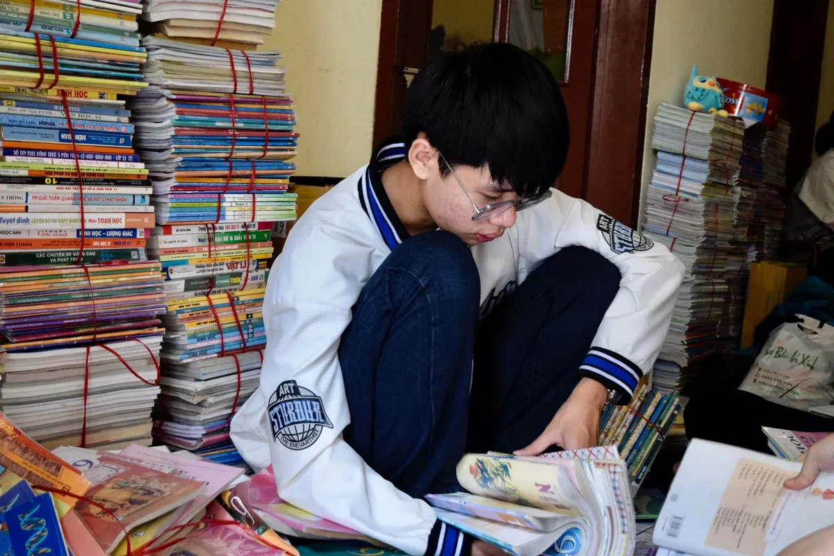 Gieo mầm tri thức từ chương trình “Đổi sách lấy cây” - Ảnh 5.