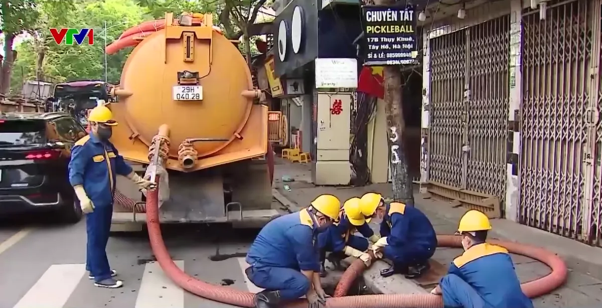 Hà Nội còn hàng loạt điểm ngập úng nếu mưa lớn - Ảnh 1.