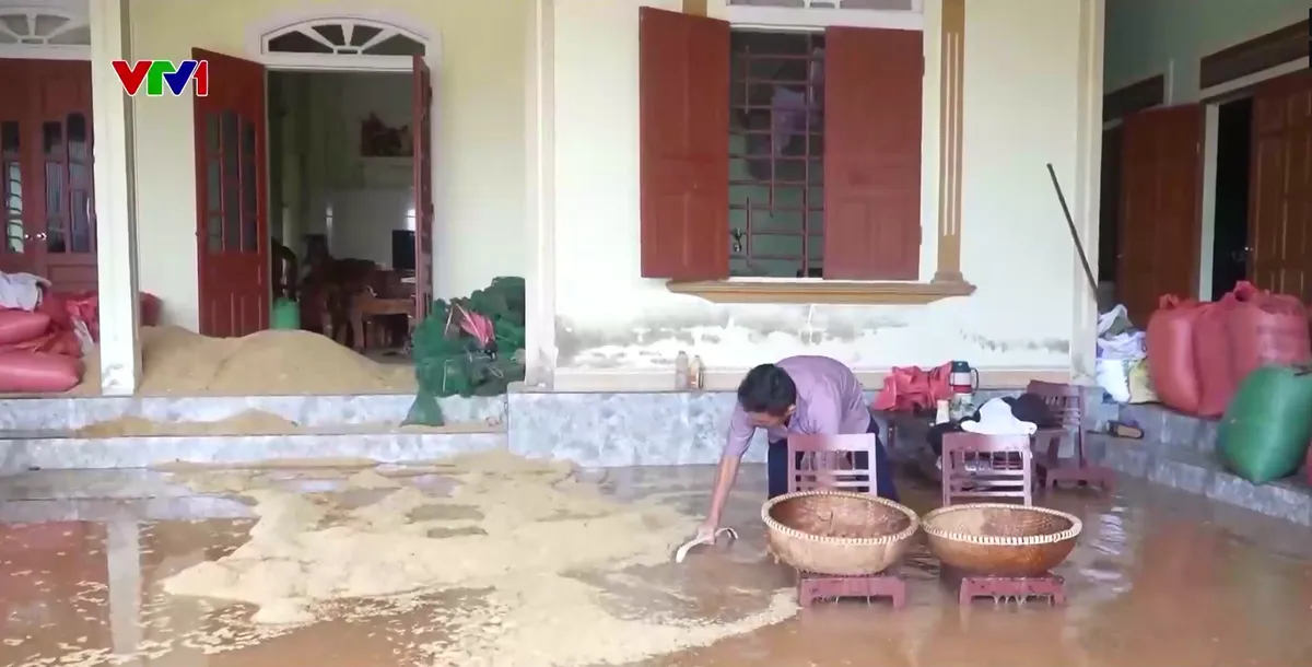 Hà Tĩnh: Mưa ngập cuốn trôi tài sản, gây thiệt hại nặng nề cho người dân - Ảnh 1.