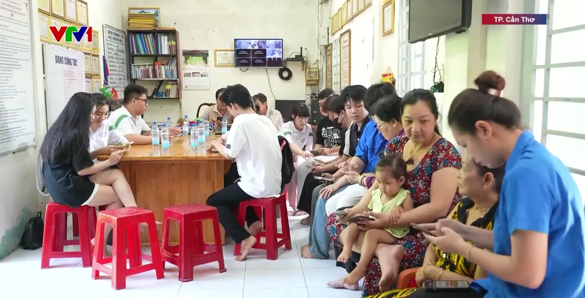 Nhiều cách làm sáng tạo, linh hoạt để tham gia đóng góp ý kiến sửa đổi Hiến pháp - Ảnh 3.