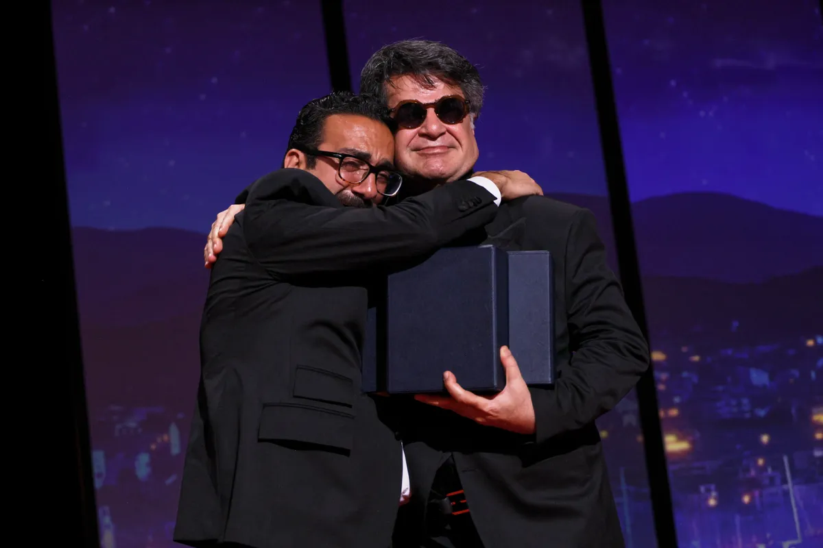 Chiến thắng của Jafar Panahi tại Cannes - khoảnh khắc tuyệt vời của một nhà làm phim can đảm - Ảnh 2.