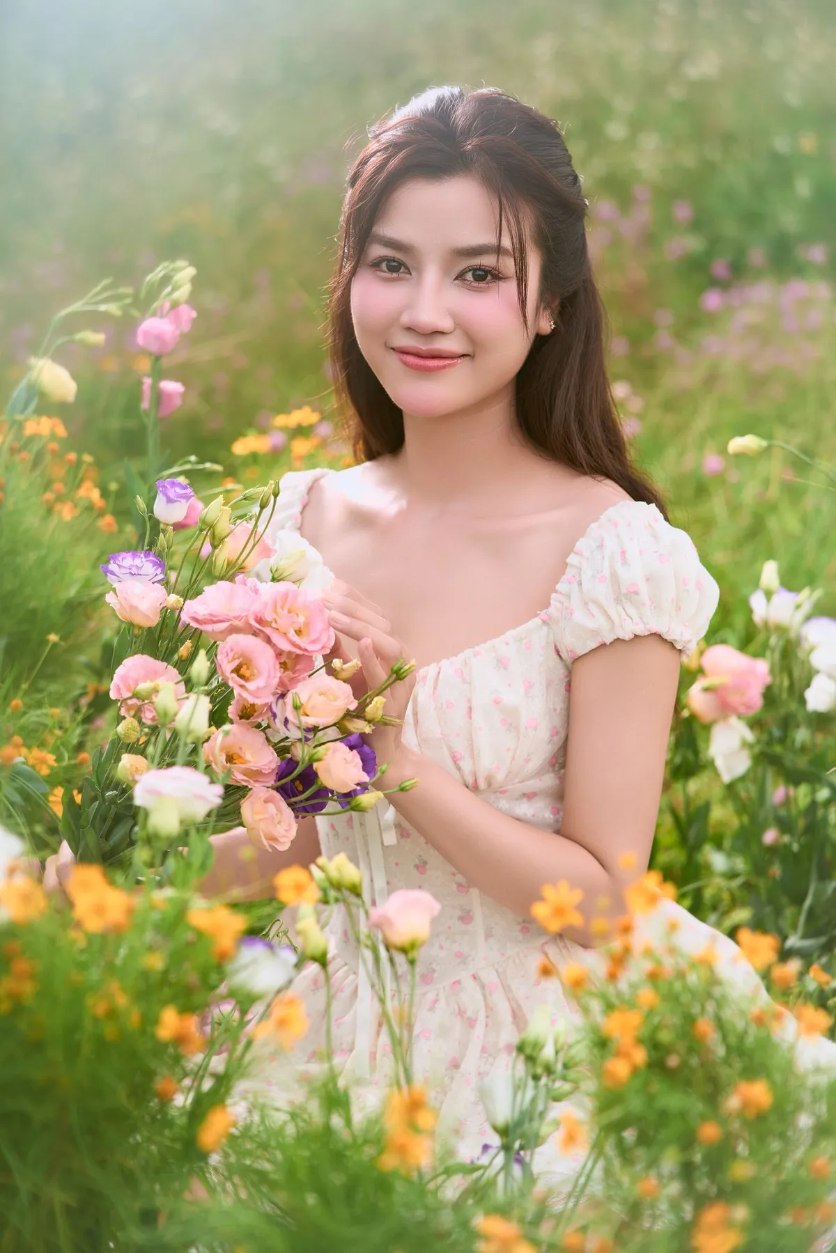 Diễn viên Hương Giang công khai đã kết hôn, Ba Sịa của Mẹ biển đón tin vui - Ảnh 4.