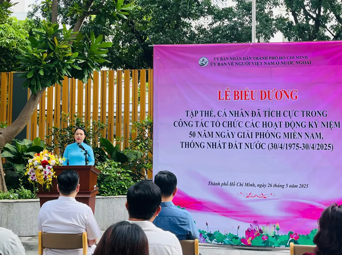 Cộng đồng người Việt Nam ở nước ngoài thắt chặt sợi dây gắn bó với cội nguồn, với Tổ quốc - Ảnh 2.