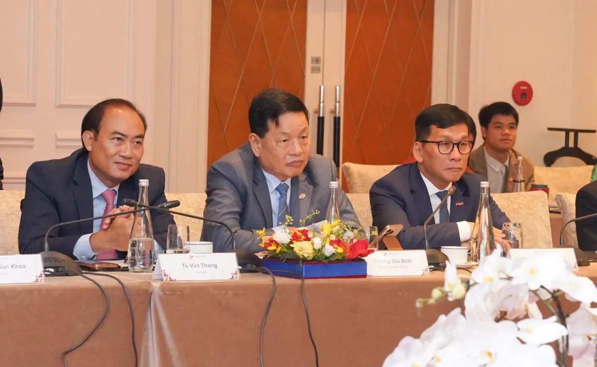 FPT, Vietjet cùng nhiều tập đoàn lớn dự Diễn đàn Lãnh đạo Việt Nam - Pháp dịp Tổng thống Pháp Macron thăm Việt Nam - Ảnh 4.