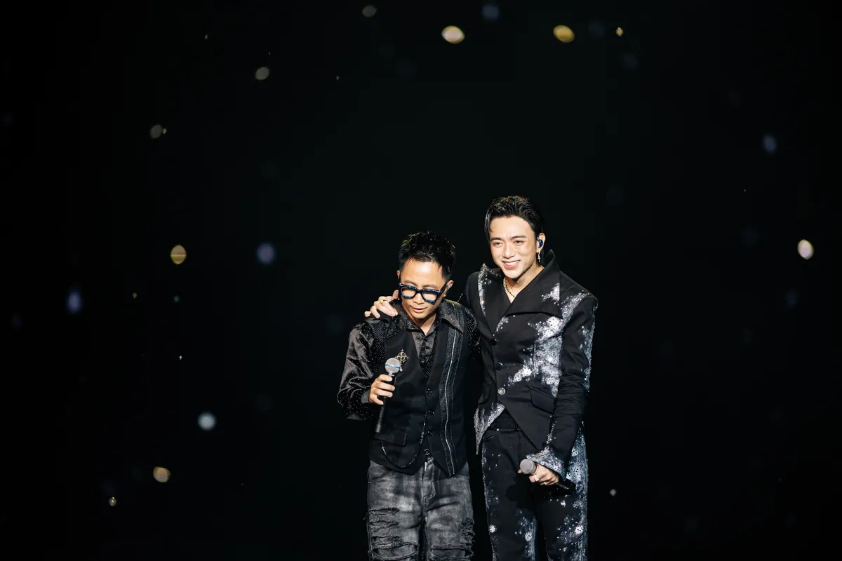 Soobin khóc trong concert đầu tiên của sự nghiệp: Đã thực hiện được giấc mơ lớn nhất đời - Ảnh 10.