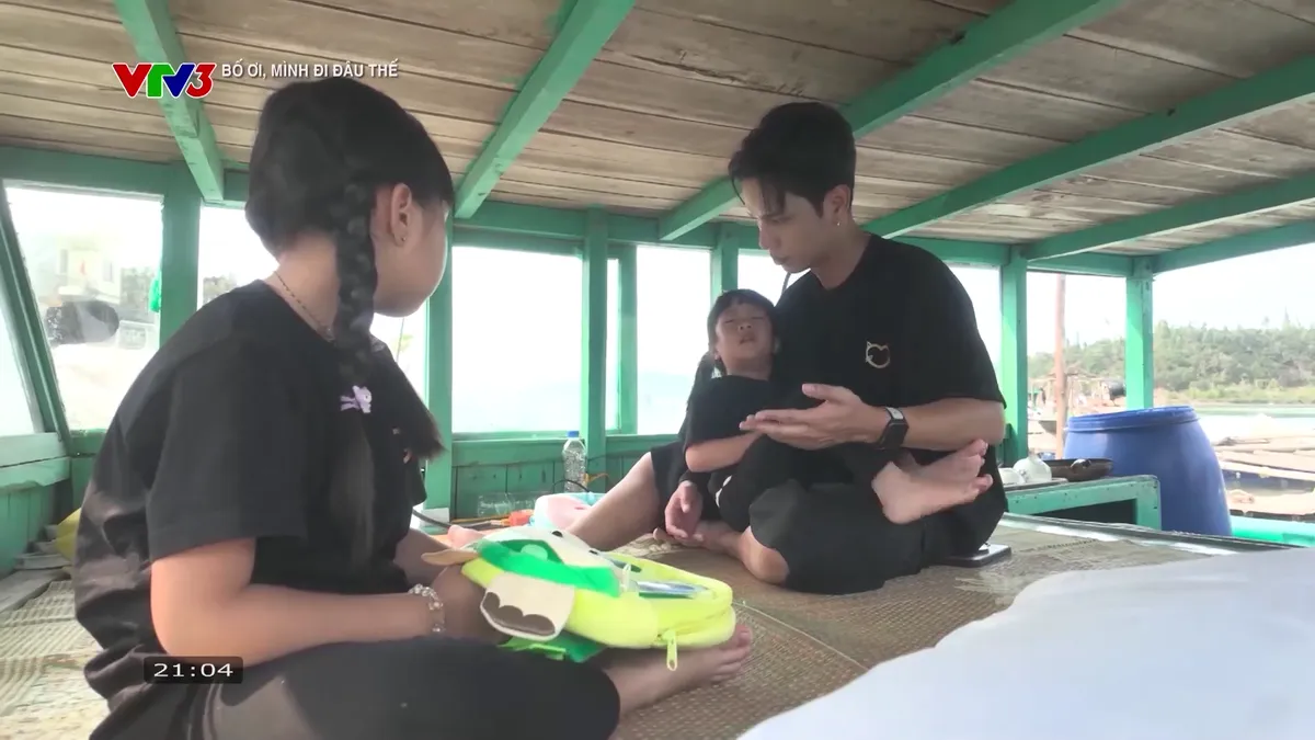 Bố ơi mình đi đâu thế: Neko Lê - ông bố nguyên tắc nhưng đầy thấu cảm - Ảnh 3.