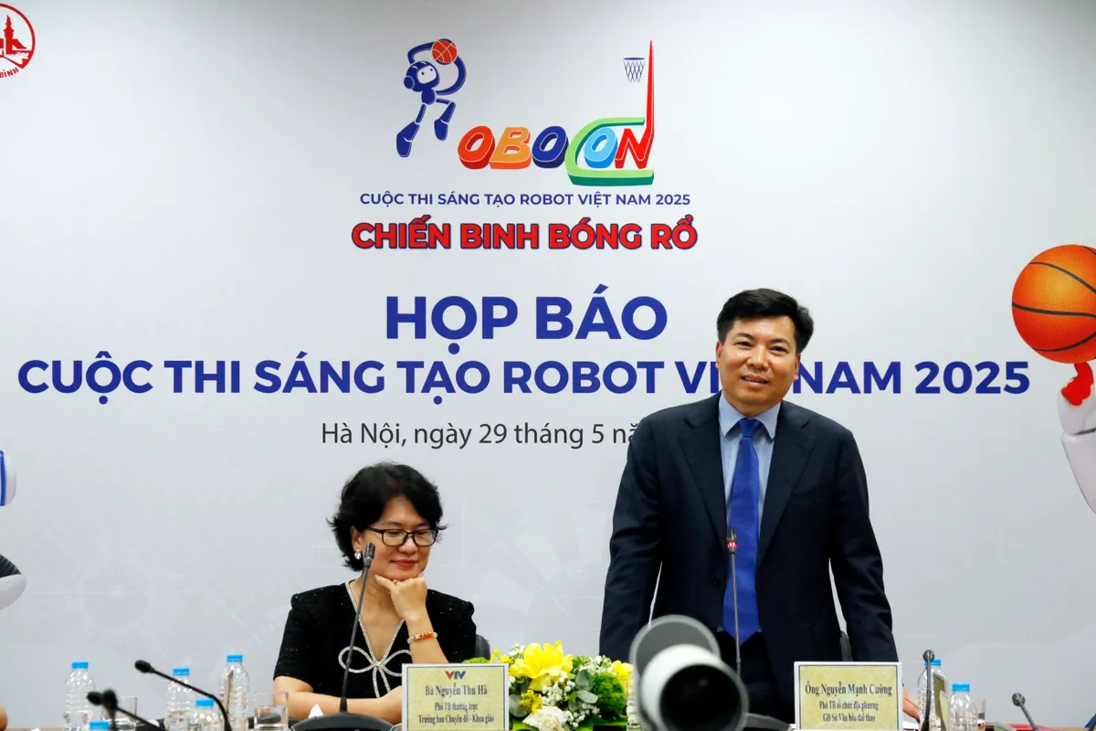 Robocon Việt Nam 2025: Cuộc so tài giữa những cầu thủ robot trên sân bóng rổ công nghệ - Ảnh 2.