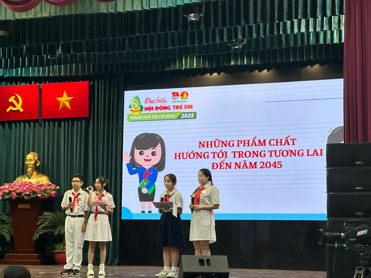Thiếu nhi gửi gắm ước mơ đến lãnh đạo TP Hồ Chí Minh - Ảnh 3.