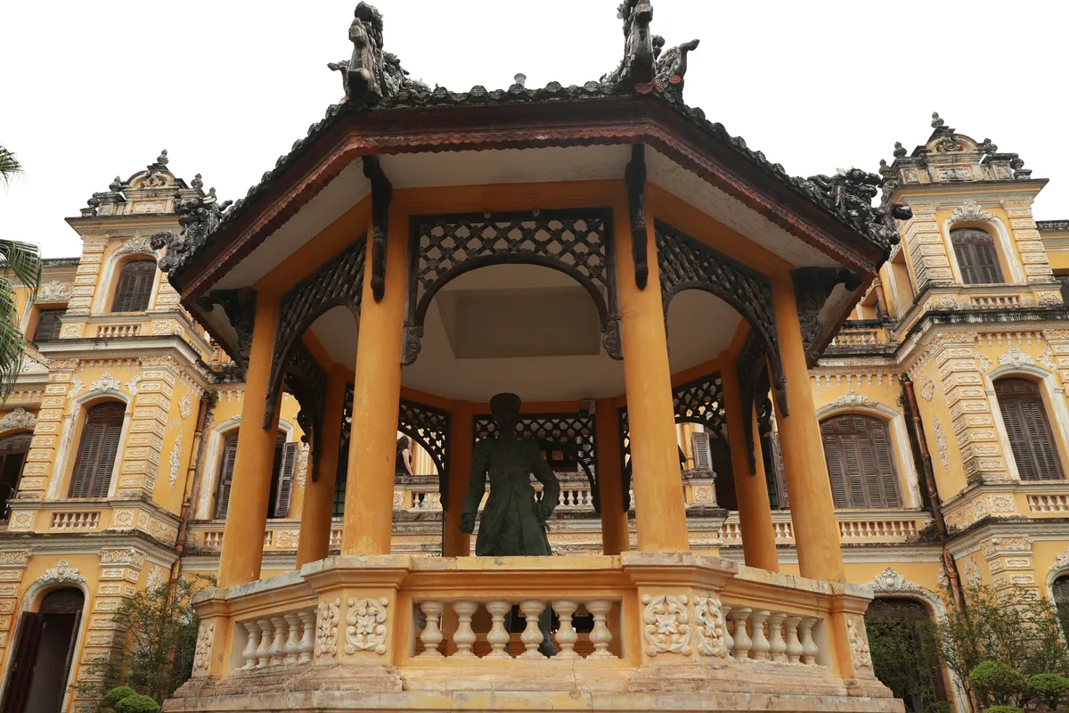 Cung An Định: Công trình giao thoa Á - Âu nép mình giữa lòng cố đô - Ảnh 1.
