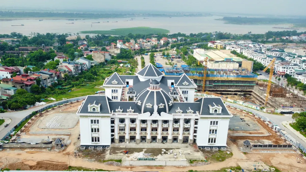 Cận cảnh Nhà văn hóa nghệ thuật tỉnh Phú Thọ có tổng mức đầu tư hơn 400 tỉ đồng - Ảnh 1.