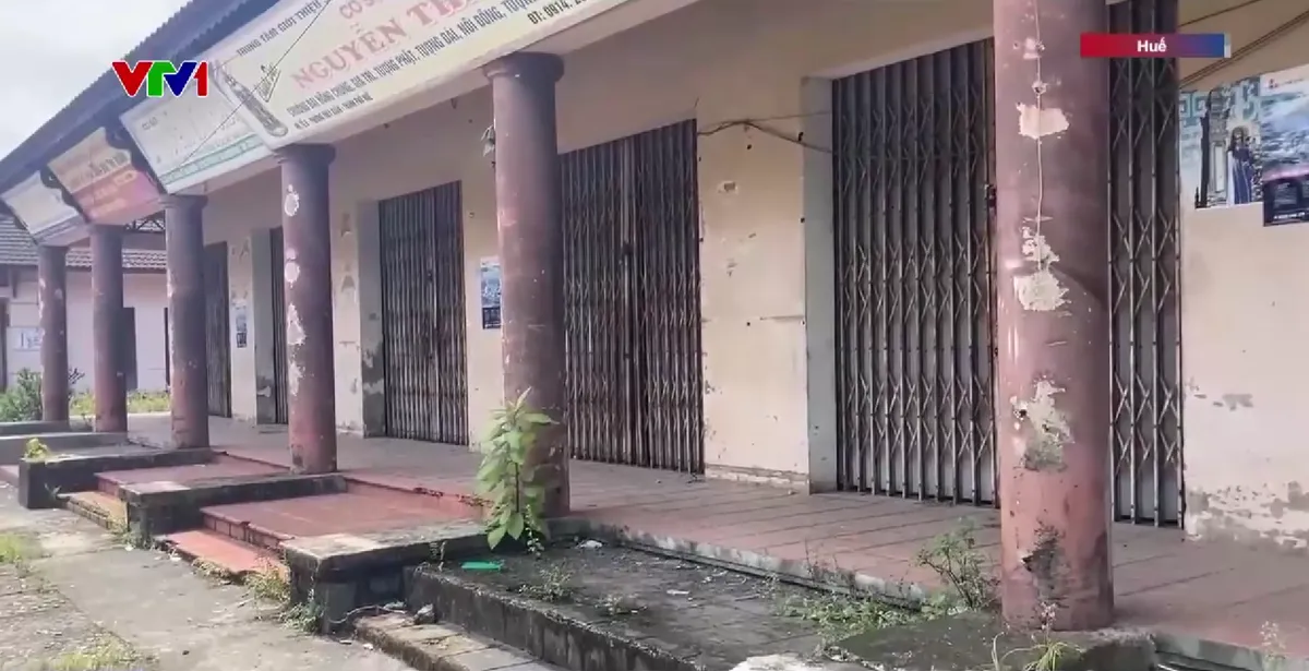 Bỏ hoang khu trưng bày làng nghề đúc đồng Huế: Di sản bị lãng quên - Ảnh 2.