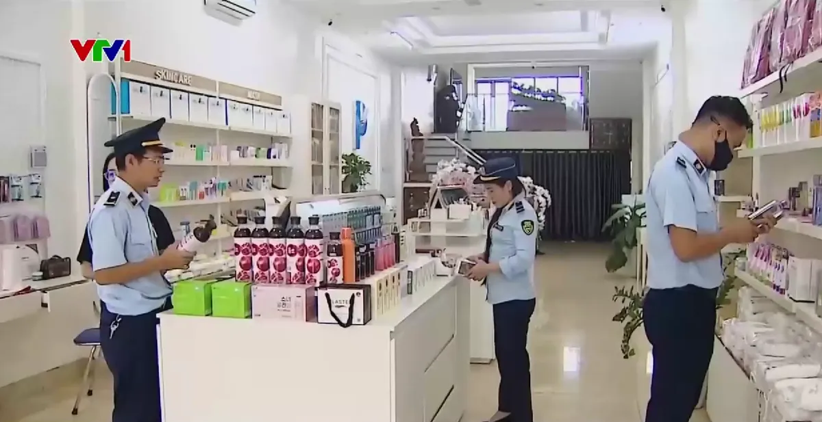 Thuốc, thực phẩm chức năng không rõ nguồn gốc vẫn tràn lan thị trường - Ảnh 2.