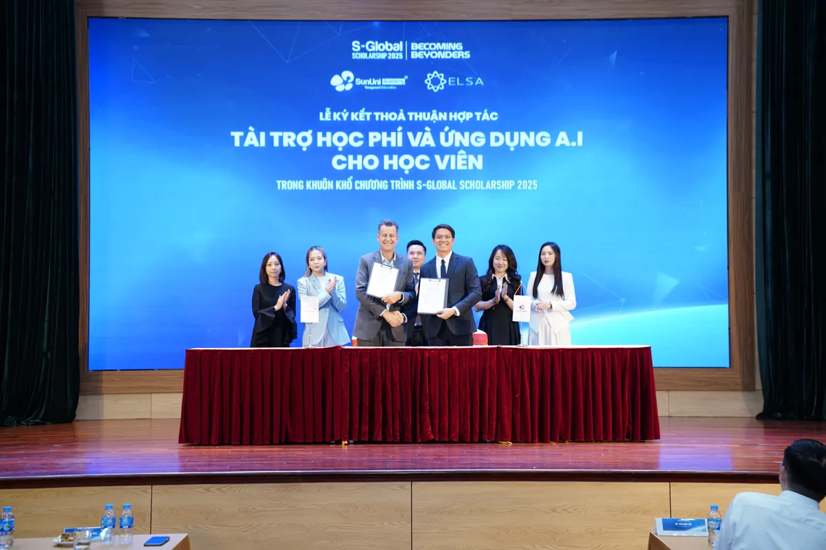 Giao tiếp tiếng Anh thành thạo với sự hỗ trợ học phí từ chương trình S-Global 3 Scholarship - Ảnh 4.