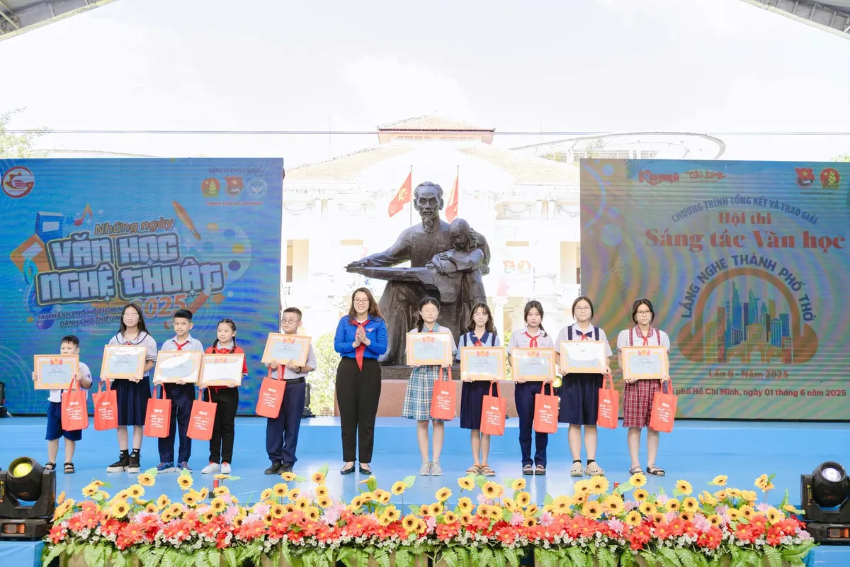Sôi nổi những ngày văn học nghệ thuật dành cho thiếu nhi tại TP Hồ Chí Minh - Ảnh 1.