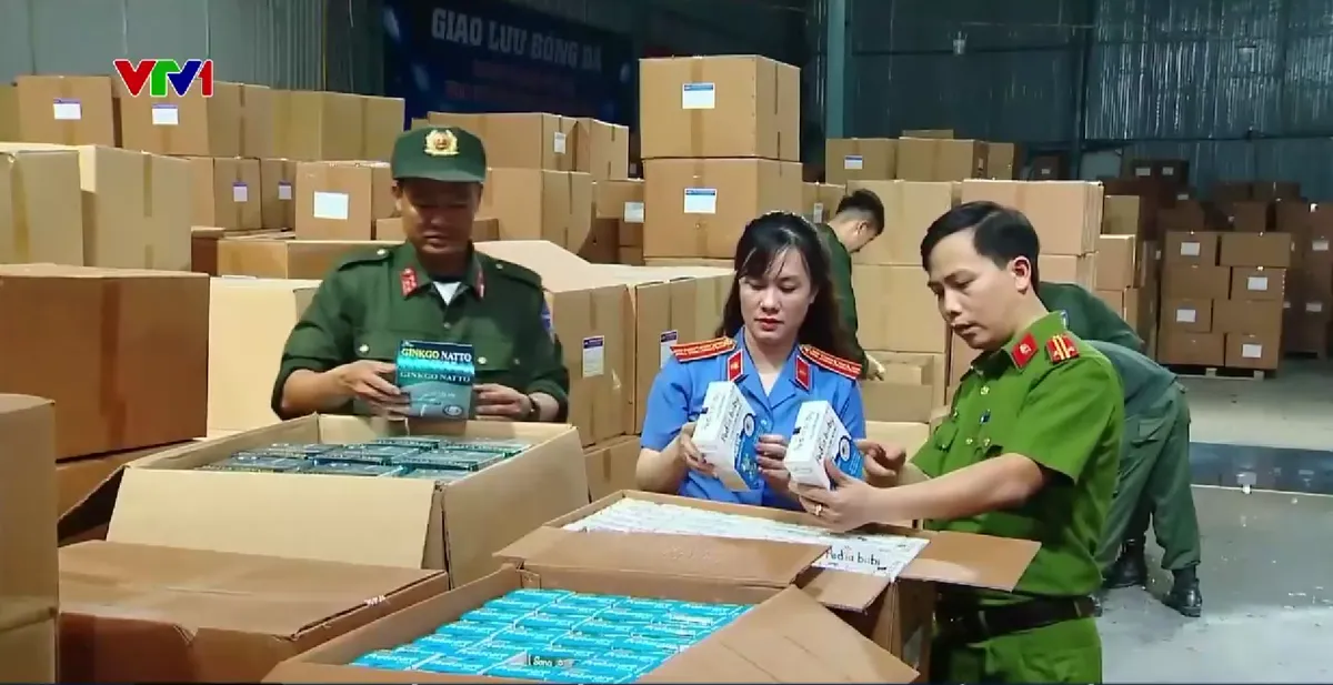 Vạch trần chi&ecirc;u tr&ograve; l&agrave;m thuốc, thực phẩm chức năng giả - Ảnh 1.