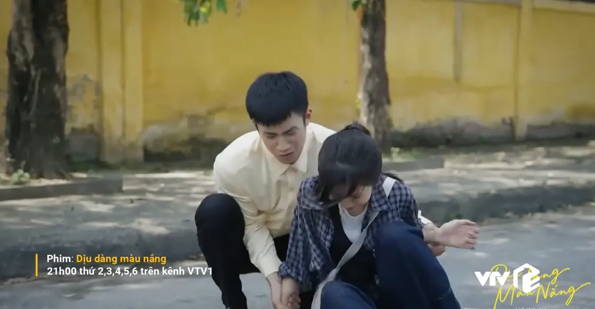 Dịu dàng màu nắng - Tập 1: Xuân mất tiền, Lan Anh về muộn trong ngày sinh nhật - Ảnh 2. Dịu dàng màu nắng - Tập 1: Xuân mất tiền, Lan Anh về muộn trong ngày sinh nhật - Ảnh 2.
