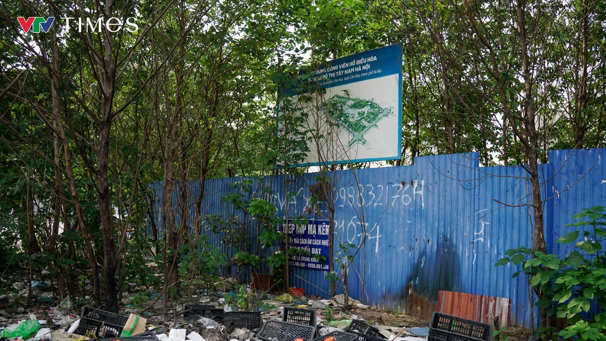 Cận cảnh dự án công viên - hồ điều hòa nghìn tỷ bị “bỏ quên” giữa lòng Hà Nội - Ảnh 2.