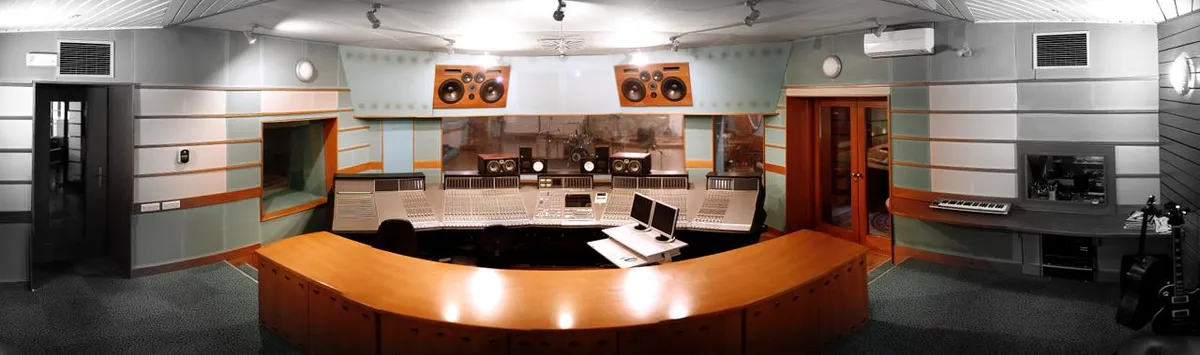 Box Entertainment với studio RSL Production: Muốn đưa Việt Nam lên bản đồ âm nhạc thế giới - Ảnh 3.