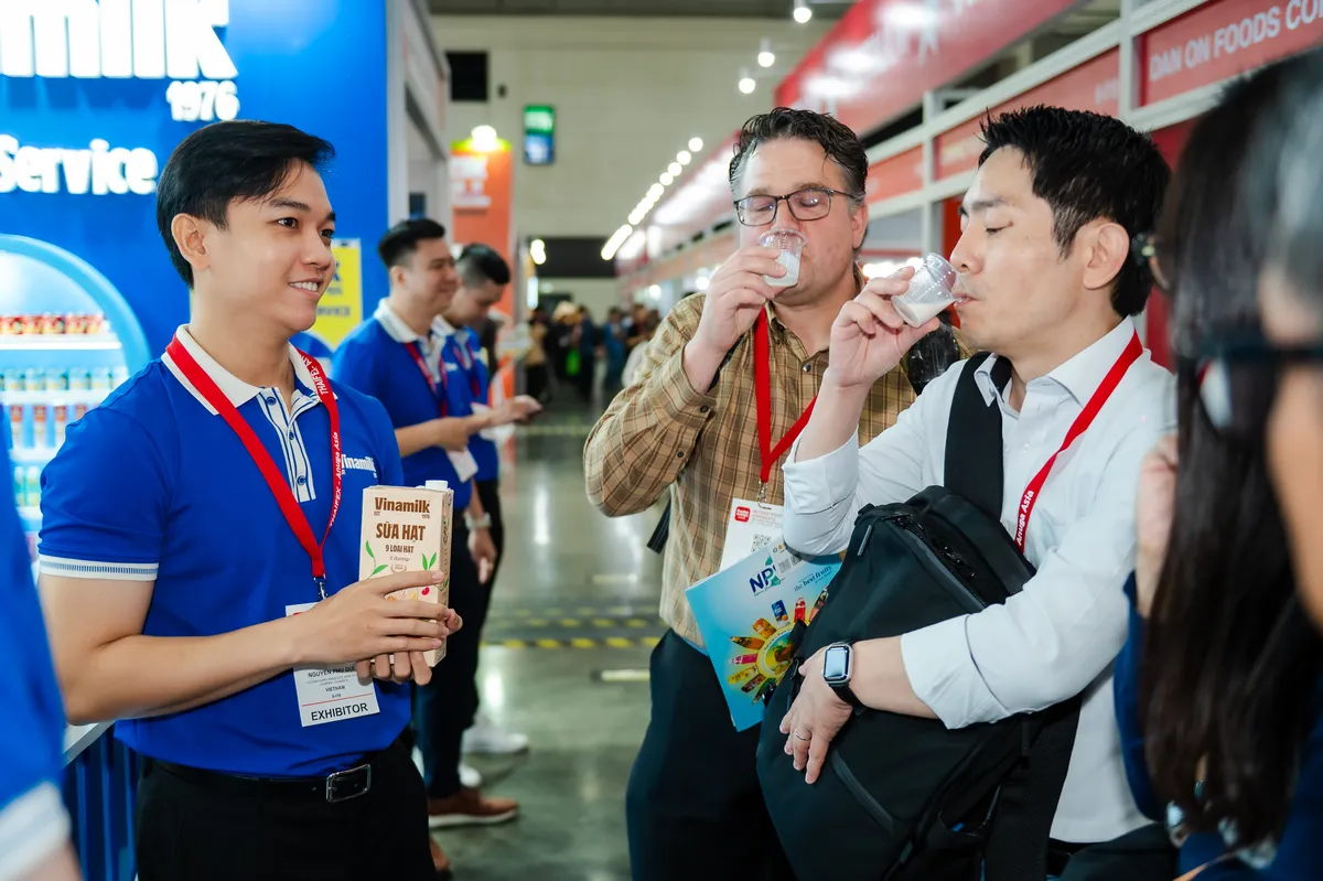 Vinamilk xuất hiện ấn tượng tại Thaifex - hội chợ quốc tế ngành F&B hàng đầu Châu Á - Ảnh 5.