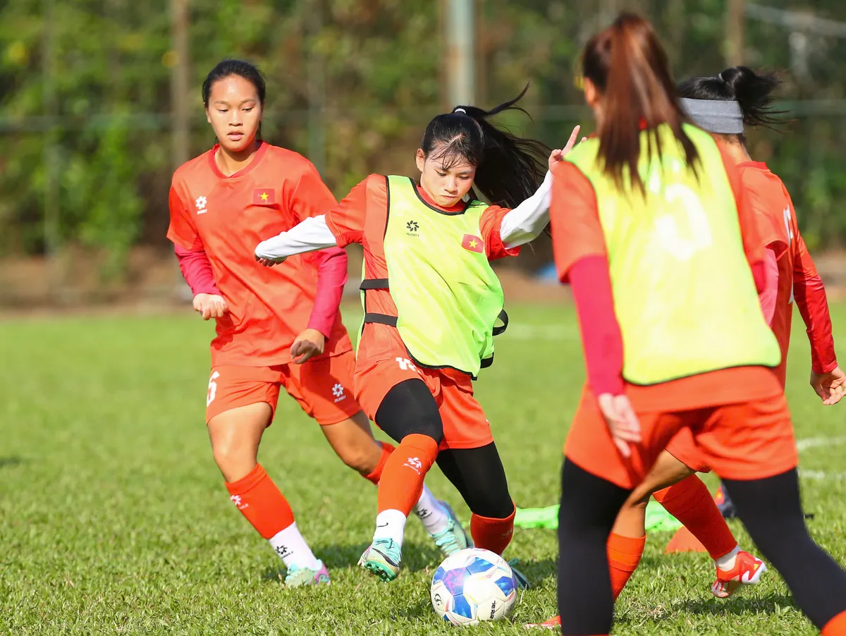 ĐT U19 nữ Việt Nam hoàn thiện các mảnh ghép cuối cùng cho giải U19 Đông Nam Á - Ảnh 1.