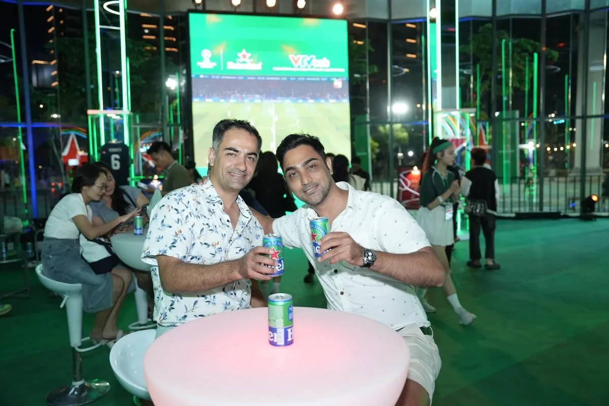 Heineken mang Siêu trải nghiệm UEFA Champions League khuấy đảo hàng ngàn fan đích thực Việt Nam - Ảnh 3.