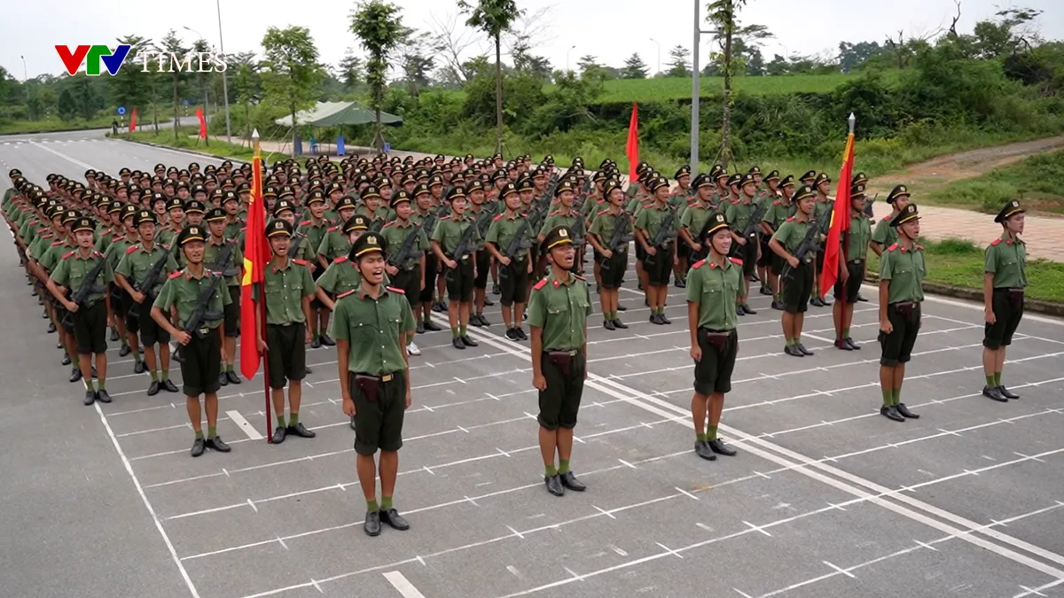 Khối sĩ quan Gìn giữ hòa bình LHQ vượt nắng thắng mưa chờ ngày duyệt binh Quốc khánh - Ảnh 2.