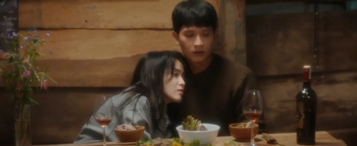 Mặt trời lạnh - Tập 3: Đề nghị ngủ lại đêm khuya, cô gái vẫn bị thiếu gia từ chối vì lý do bất ngờ - Ảnh 1.