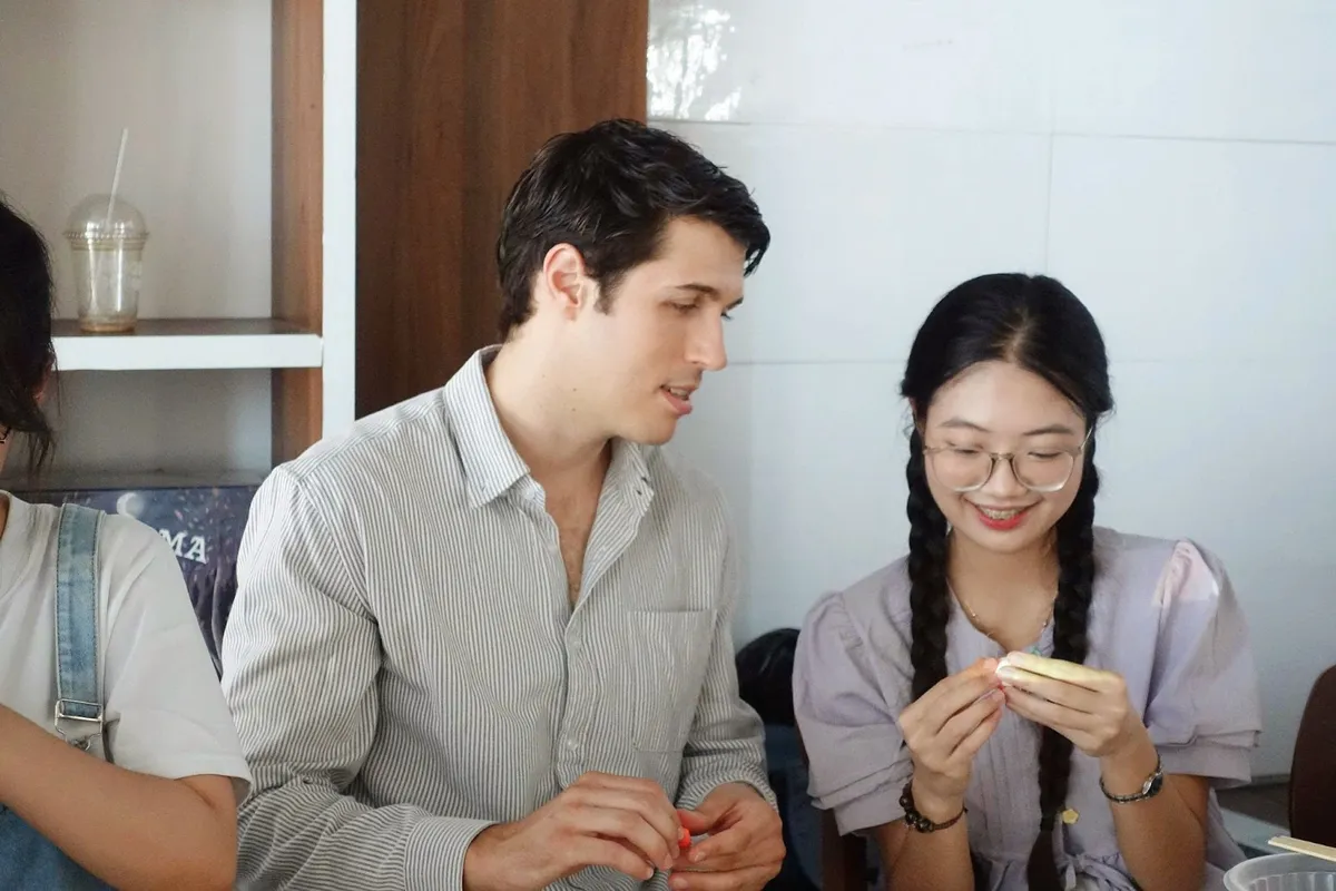 Người trẻ Hà Nội lan toả văn hoá Việt qua hoạt động nặn tò he - Ảnh 4. Người trẻ Hà Nội lan toả văn hoá Việt qua hoạt động nặn tò he - Ảnh 4.