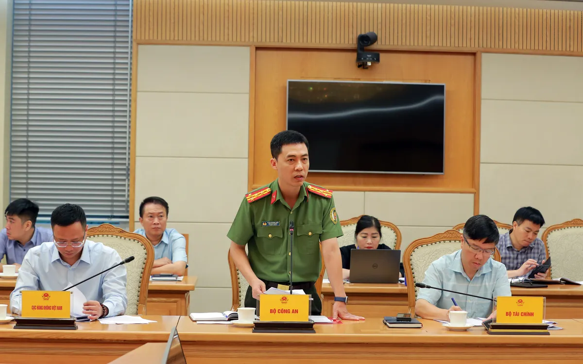 Phối Hợp Chặt Chẽ, Đồng Bộ, Phòng Ngừa Từ Sớm Trong Công Tác An Ninh Hàng Không - Ảnh 1. Phối Hợp Chặt Chẽ, Đồng Bộ, Phòng Ngừa Từ Sớm Trong Công Tác An Ninh Hàng Không - Ảnh 1.