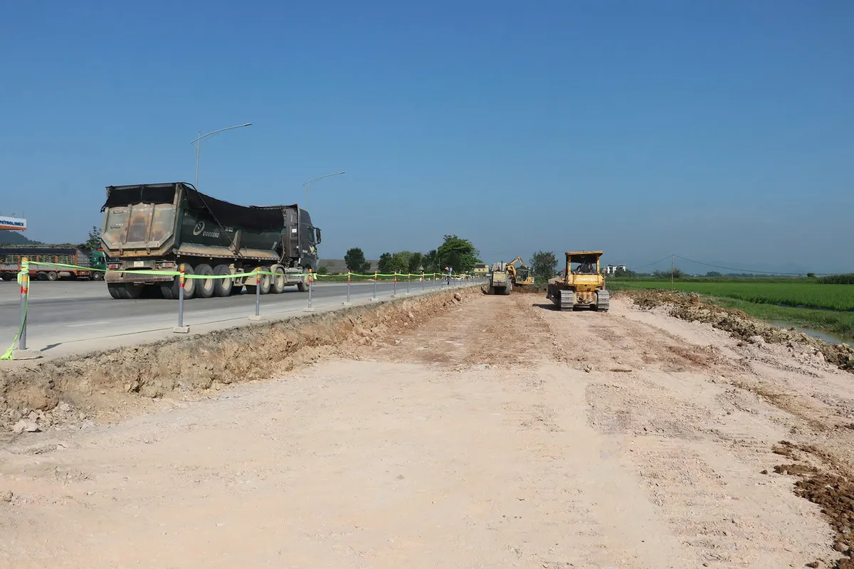 Dự án mở rộng Quốc lộ 46 vướng mặt bằng, Nghệ An chỉ đạo “nóng” yêu cầu đẩy nhanh tiến độ - Ảnh 3.
