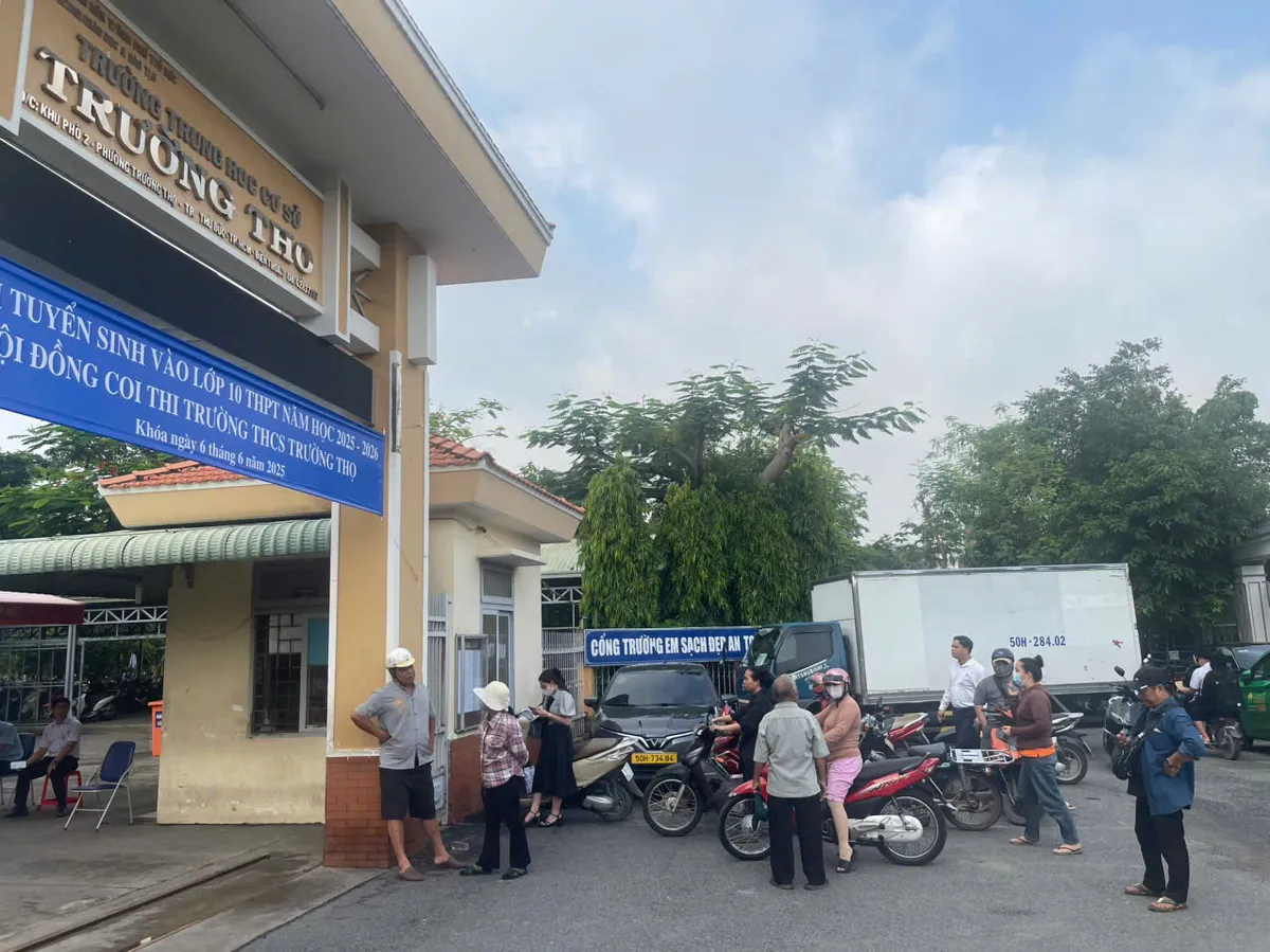 Ngày nhận phòng nghe phổ biến quy chế thi: Những nhịp tim bắt đầu tăng tốc - Ảnh 3.