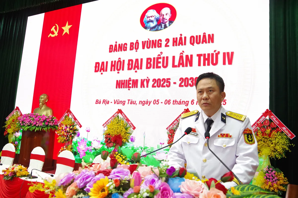 Đảng bộ Vùng 2 Hải quân: Nâng cao sức chiến đấu, bảo vệ vững chắc chủ quyền biển đảo - Ảnh 1.