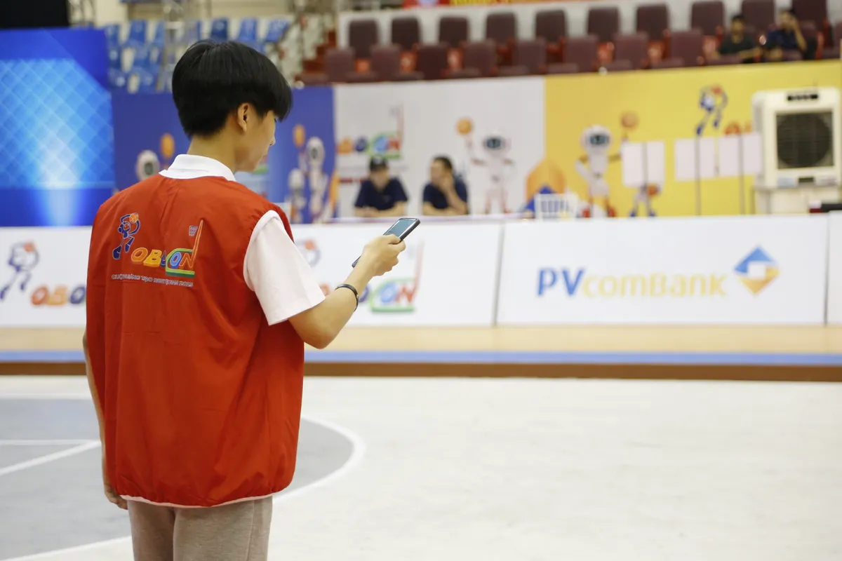 Robocon Việt Nam 2025: Các đội mạnh trở lại đầy ấn tượng tại vòng sơ tuyển - Ảnh 19.