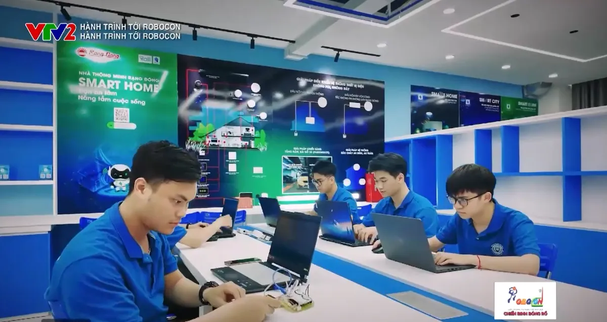 Trường Đại Học Công Nghệ Đông Á Chuẩn Bị Gì Cho Robocon 2025? - Ảnh 3. Trường Đại Học Công Nghệ Đông Á Chuẩn Bị Gì Cho Robocon 2025? - Ảnh 3.