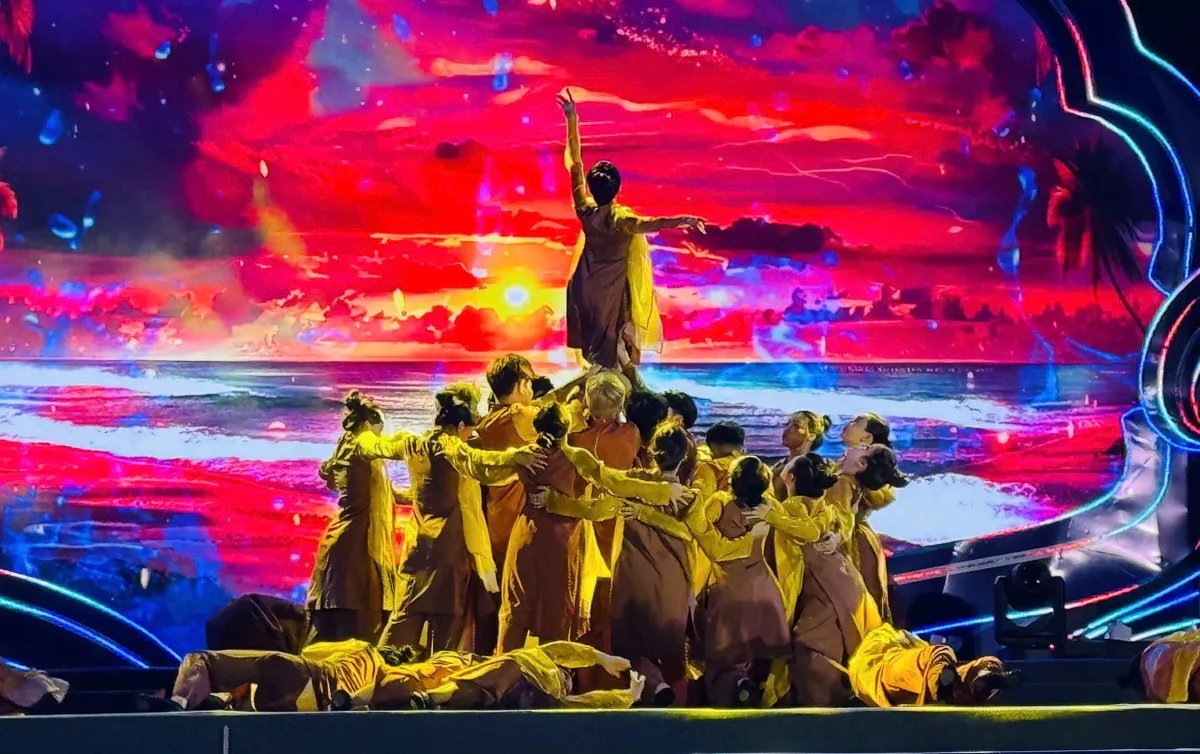Gắn kết di sản lễ hội cầu ngư với phát triển du lịch - Đòn bẩy kích cầu cho Phú Yên - Ảnh 3. Gắn kết di sản lễ hội cầu ngư với phát triển du lịch - Đòn bẩy kích cầu cho Phú Yên - Ảnh 3.