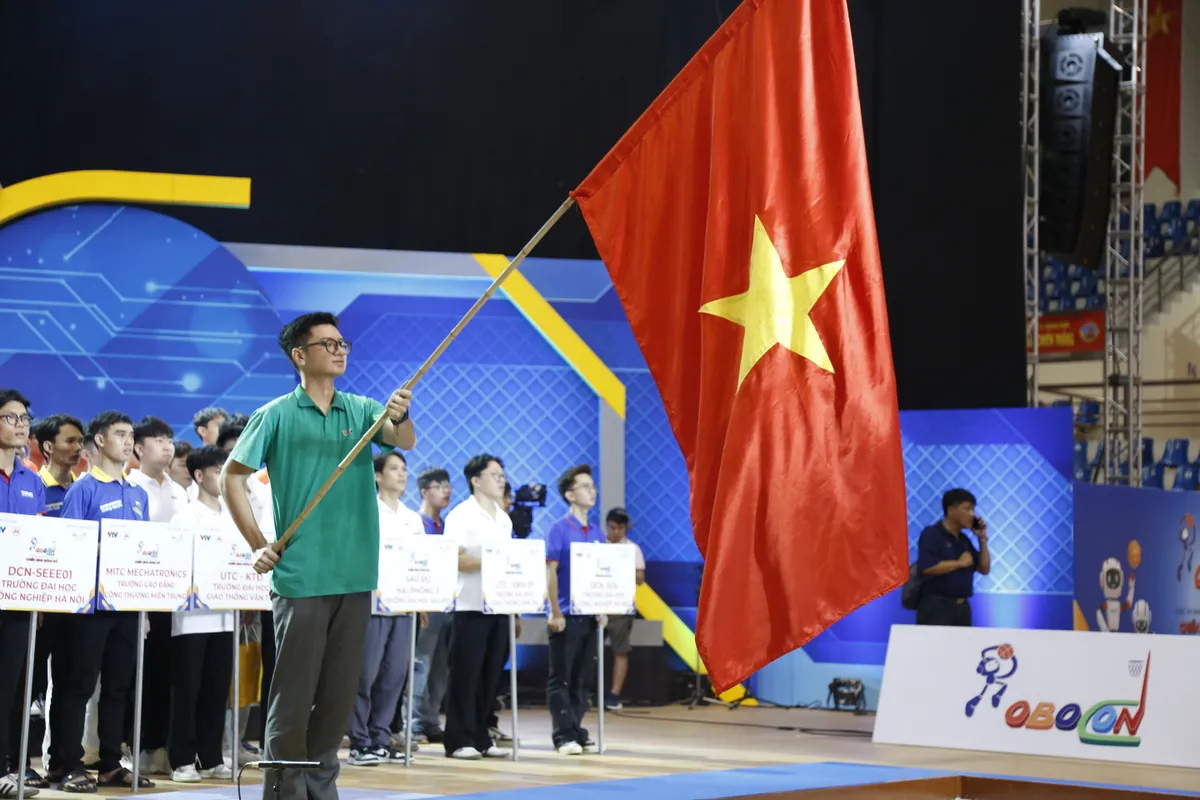 Sẵn sàng cho vòng chung kết Robocon Việt Nam 2025 - Ảnh 18.