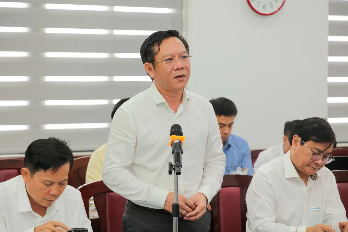 Báo chí đồng hành cùng doanh nghiệp hiện thực hóa Nghị quyết 68 - Ảnh 2.