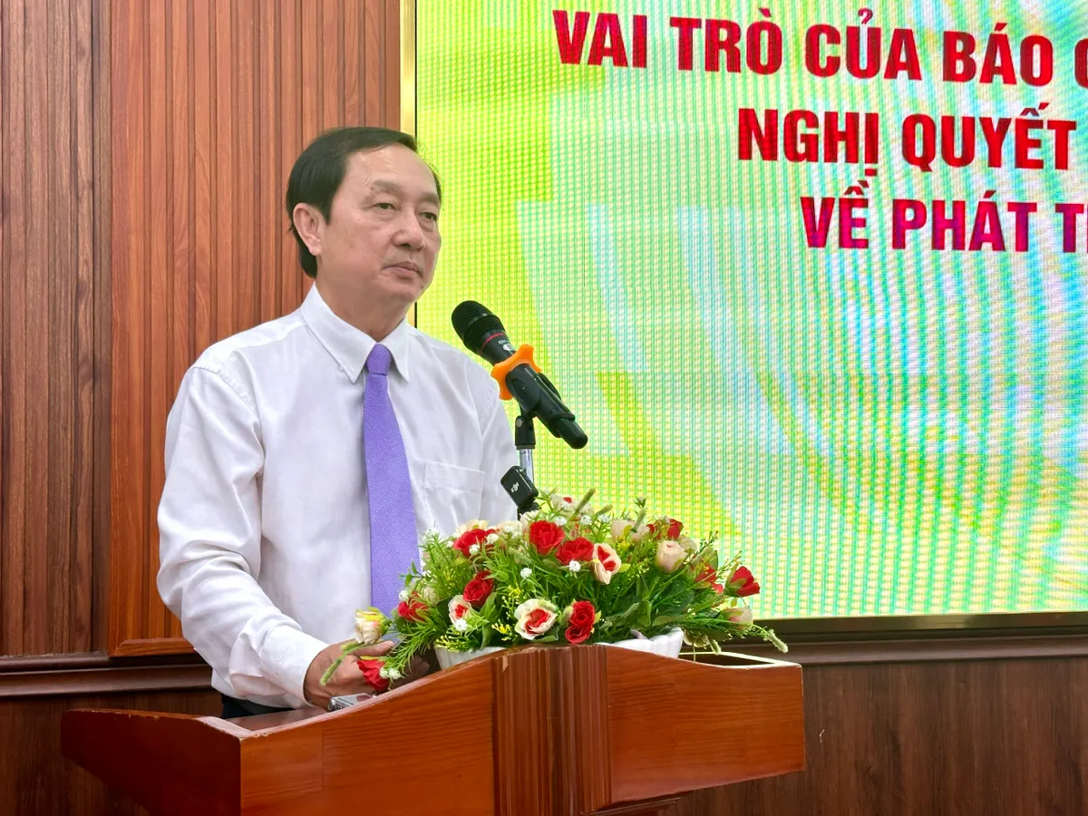 Báo chí đồng hành cùng doanh nghiệp hiện thực hóa Nghị quyết 68 - Ảnh 1.