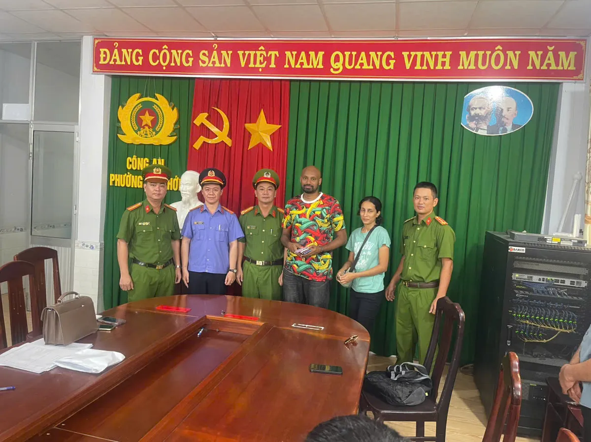 Phá chuyên án trộm cắp ở Phú Quốc: Bắt 5 nghi phạm, thiệt hại hơn 1,5 tỷ - Ảnh 1.