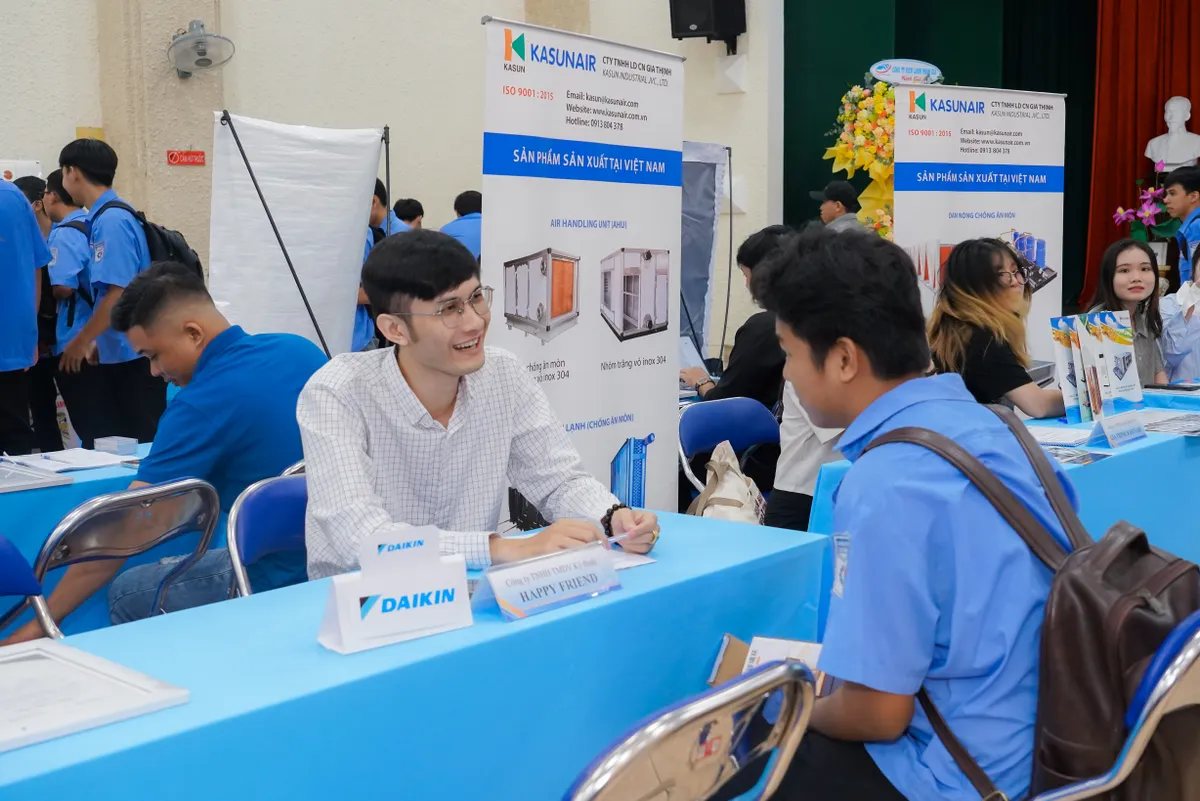 Daikin mang đến trải nghiệm lý tưởng về dịch vụ sau bán hàng chuẩn Nhật cho người dùng - Ảnh 2.