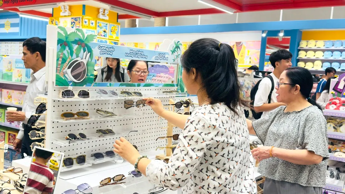 ảnh h&agrave;ng TQ.webp