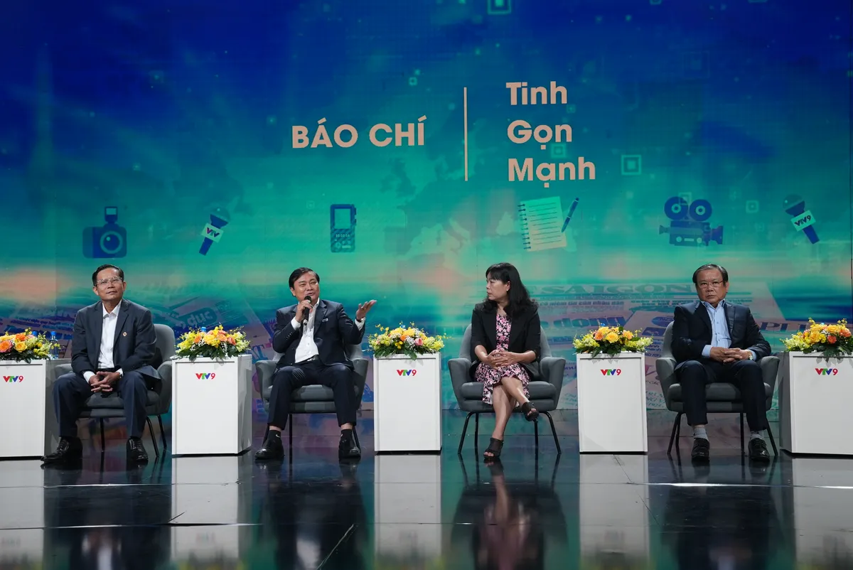 Báo chí tinh - gọn - mạnh: Tái cấu trúc để phát triển - Ảnh 2.