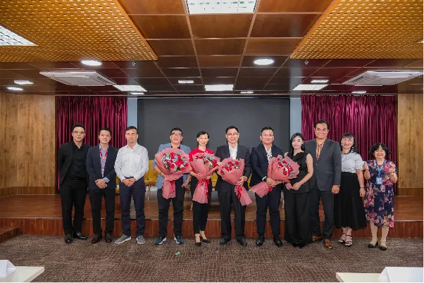 AI in Education: Kiến tạo giáo dục tương lai từ hành động hôm nay - Ảnh 4.