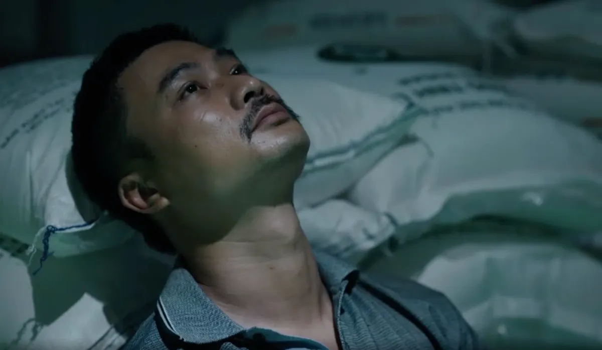 Duy Hưng lên đồng trong Dịu dàng màu nắng: Diễn như không diễn, khán giả nổi da gà - Ảnh 3. Duy Hưng lên đồng trong Dịu dàng màu nắng: Diễn như không diễn, khán giả nổi da gà - Ảnh 3.