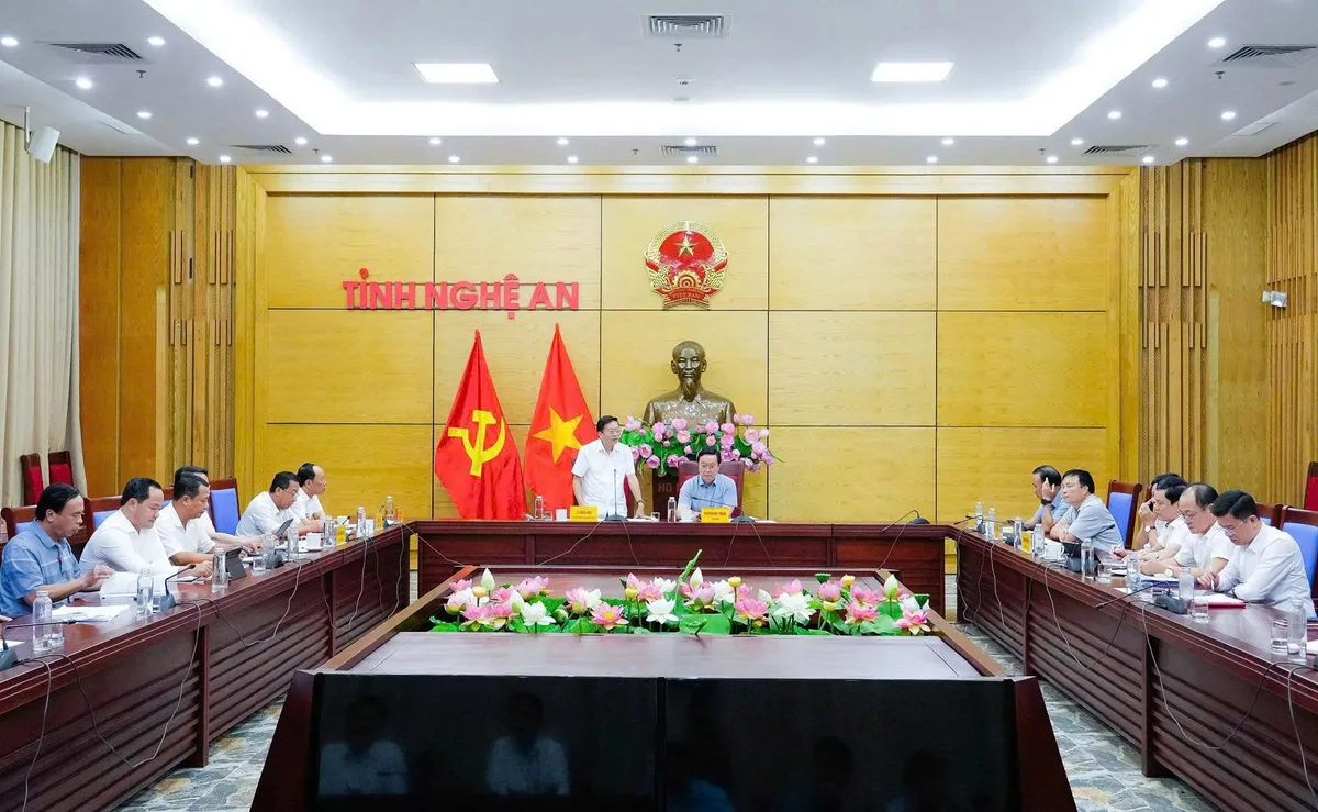 Nghệ An: Điều chỉnh kịch bản tăng trưởng các quý còn lại của năm 2025 - Ảnh 2.