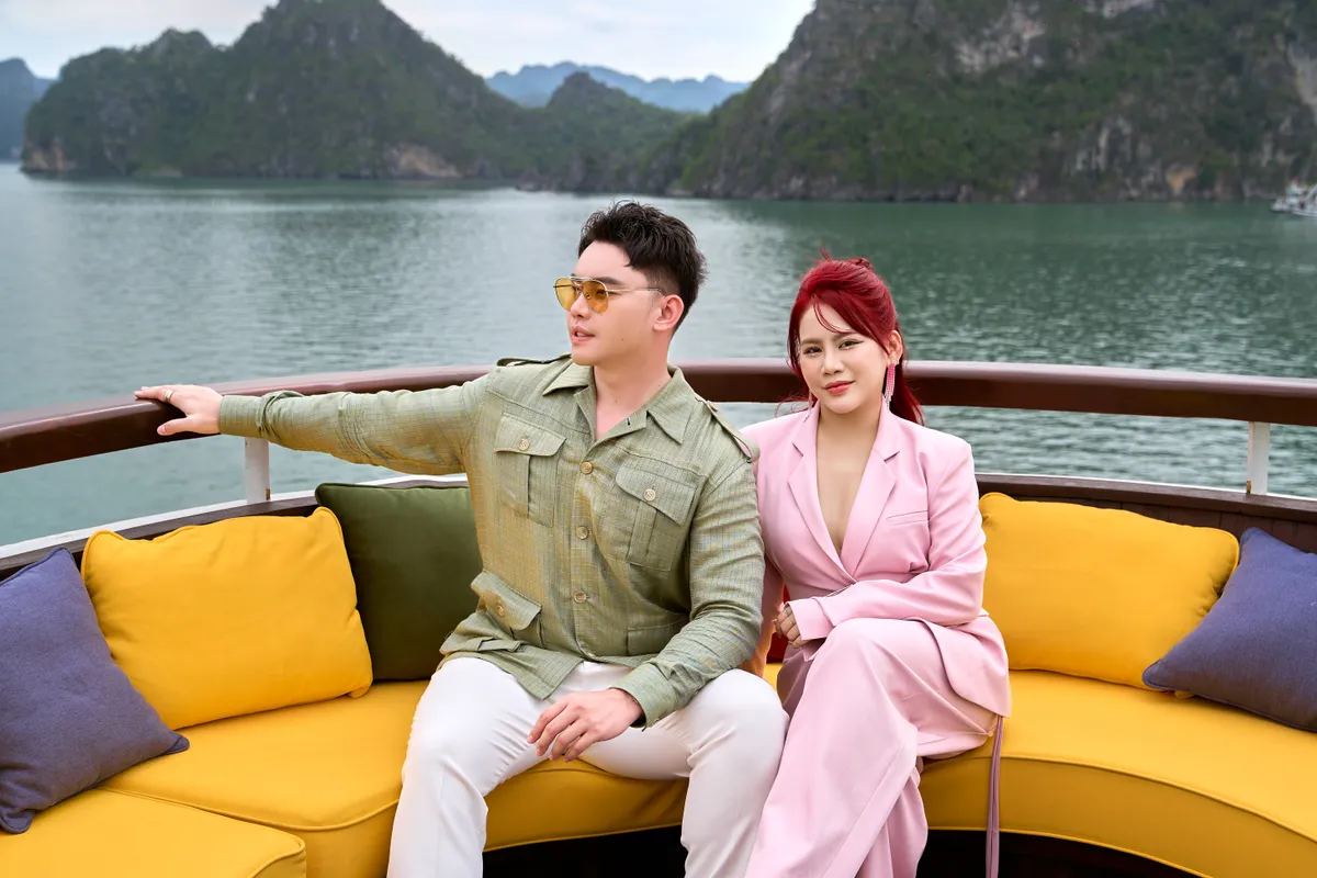 Hải trình ước mơ - Dremy voage: Yến Lê trở về khởi nguồn cảm xúc giữa vịnh Hạ Long - Ảnh 1. Hải trình ước mơ - Dremy voage: Yến Lê trở về khởi nguồn cảm xúc giữa vịnh Hạ Long - Ảnh 1.