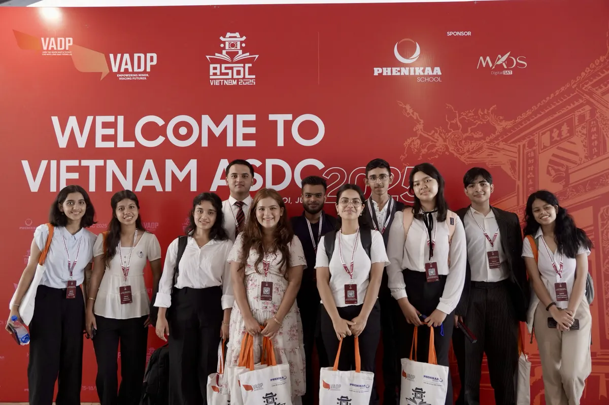 Lần đầu tiên Việt Nam đăng cai giải đấu tranh biện lớn nhất châu lục - ASDC 2025 - Ảnh 1.
