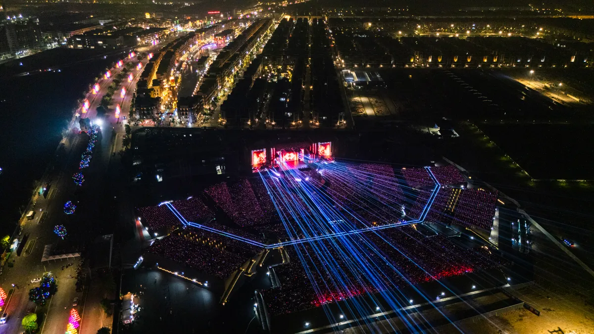 Các Anh Tài “đốt cháy” sân khấu Concert Day 5 với hơn 50 ca khúc - Ảnh 1.