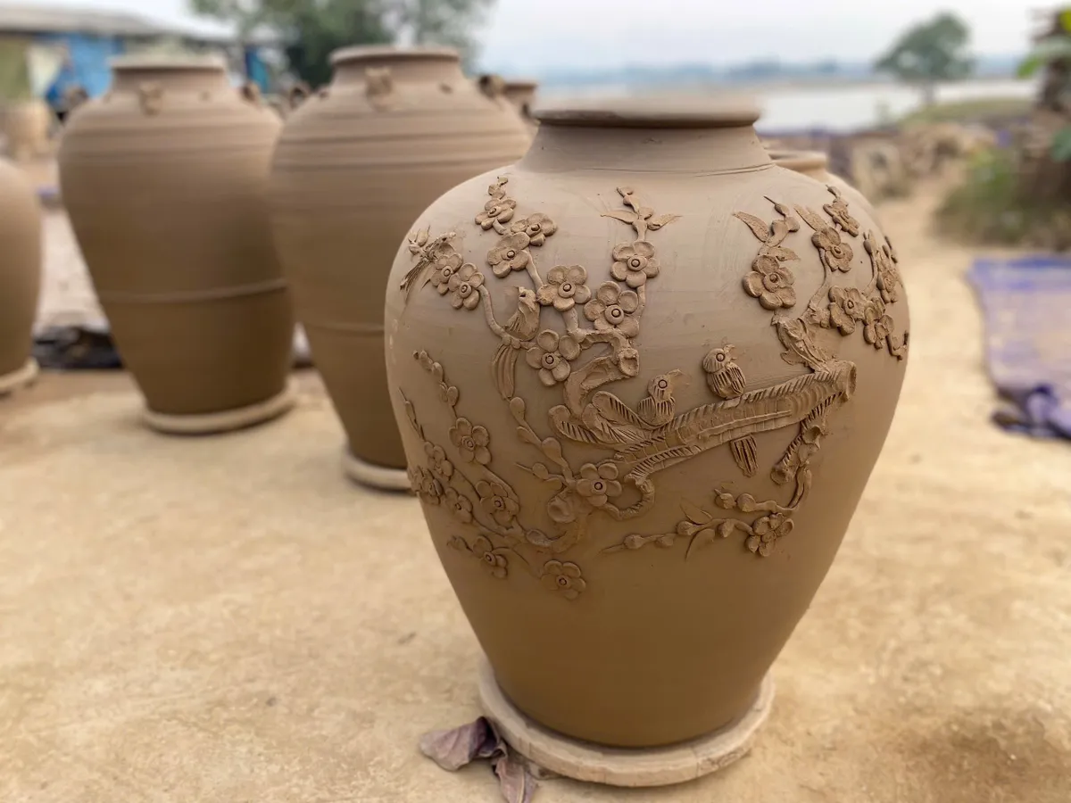 Gốm Gia Thủy và hành trình 70 năm giữ hồn cho đất - Ảnh 2.
